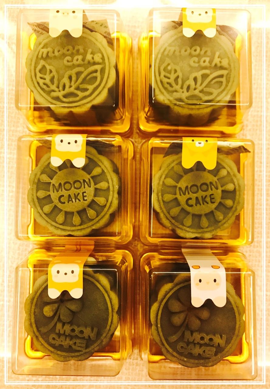 桃山皮—蛋黄莲蓉月饼