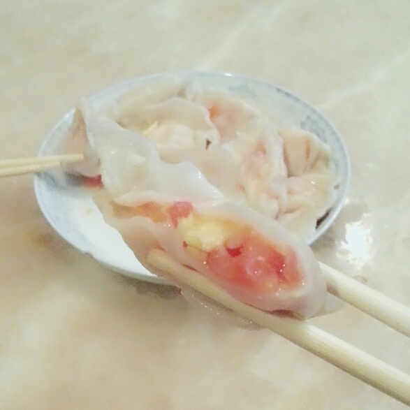 西红柿鸡蛋饺子