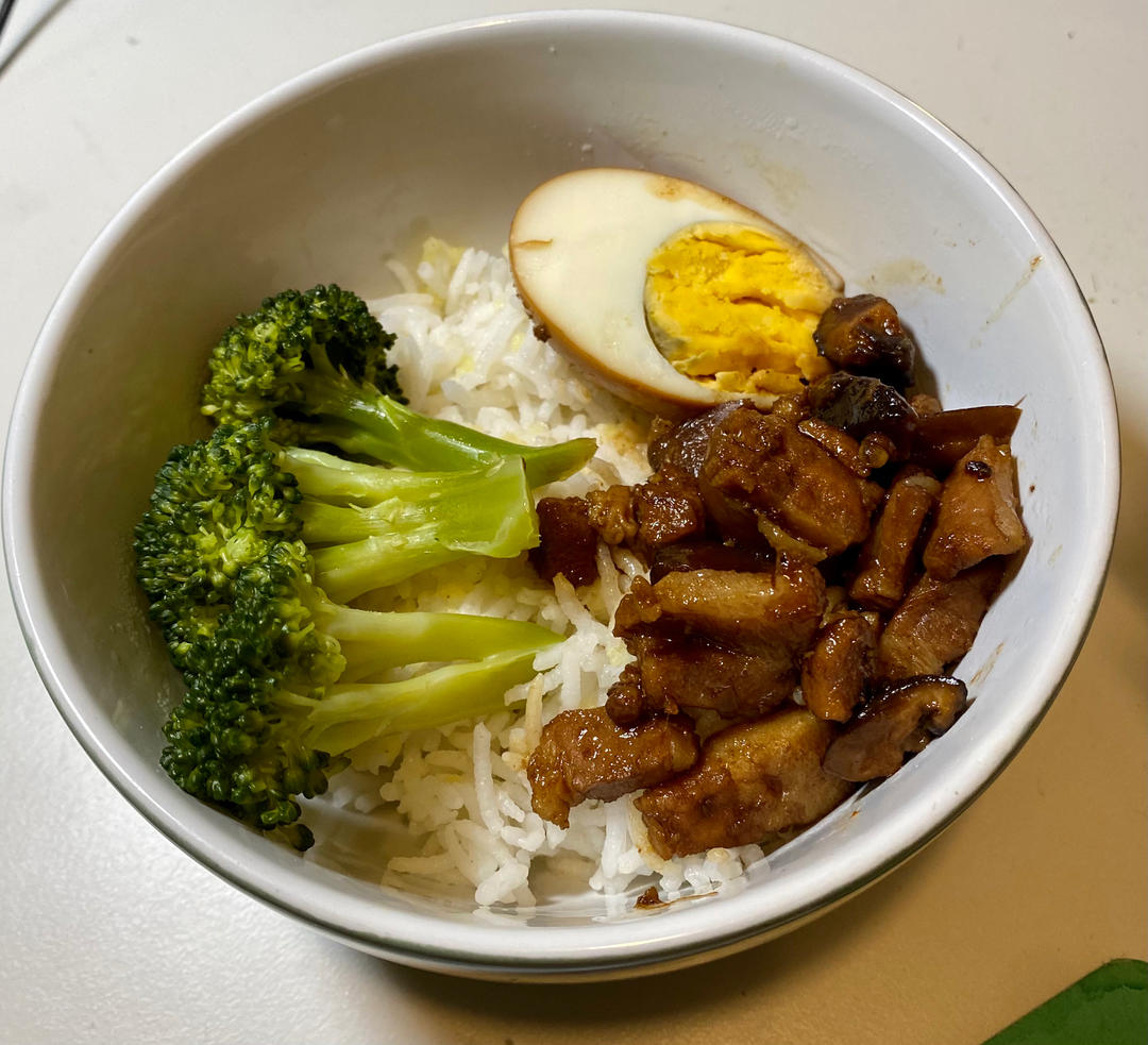 好吃到停不下来的卤肉饭