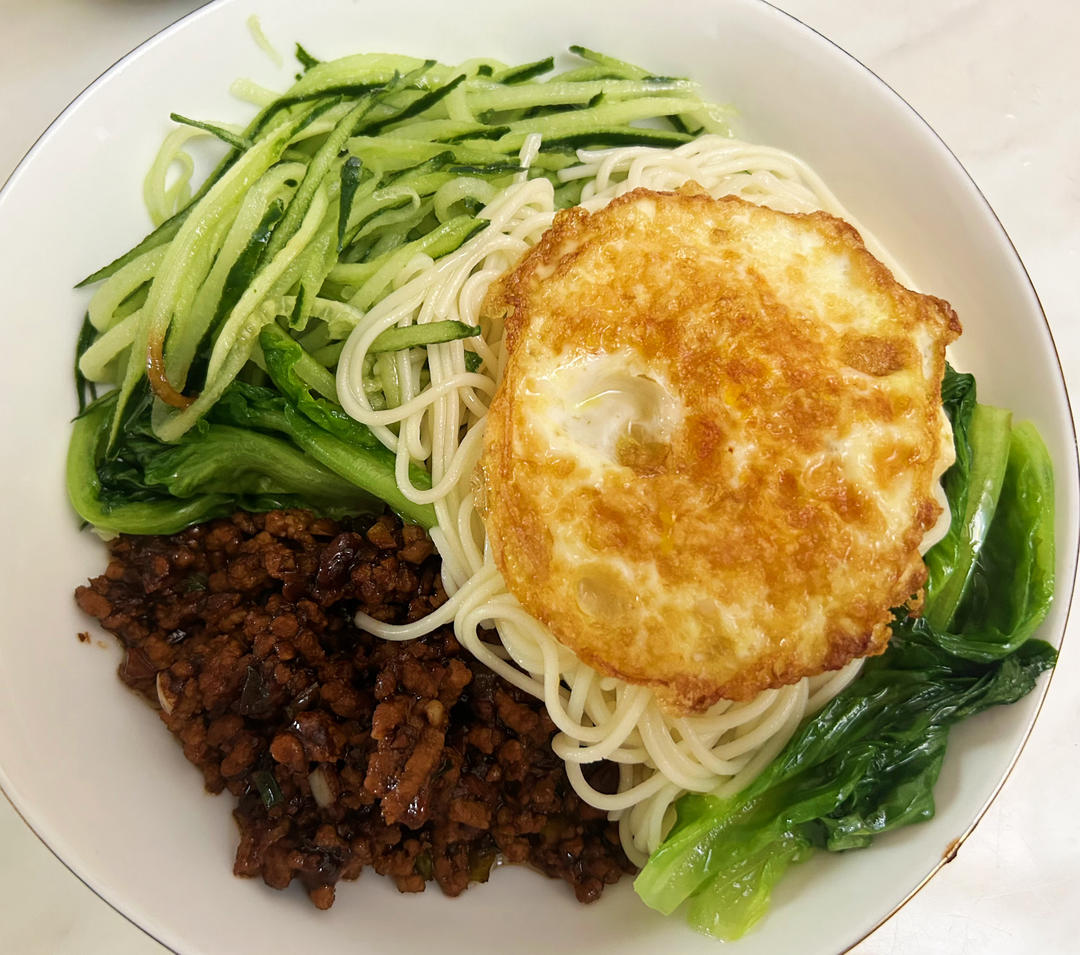 家常面~超简单又好吃的炸酱面🍜肉酱拌面