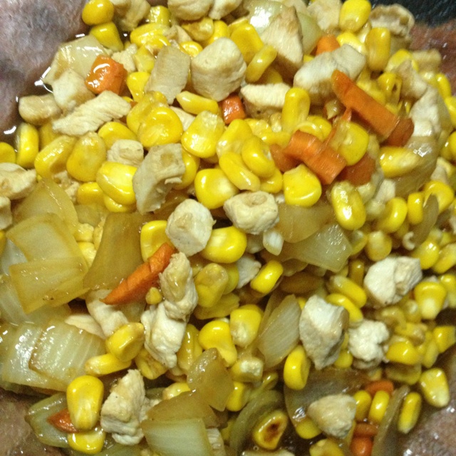 玉米鸡丁