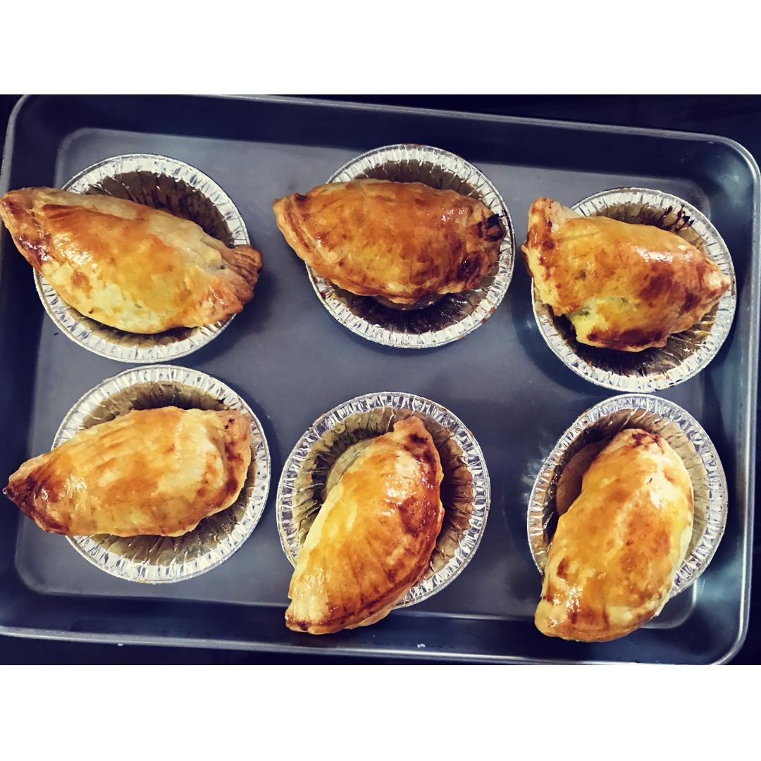 巨好吃❗巨简单❗酥到掉渣的手抓红薯酥饼。
