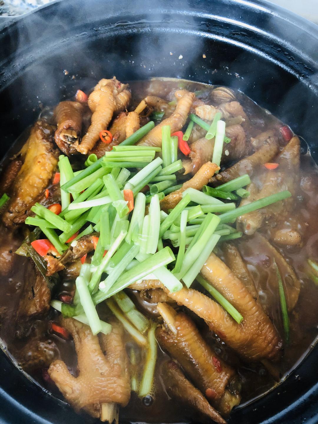 好吃到吸手指的红烧鸡爪