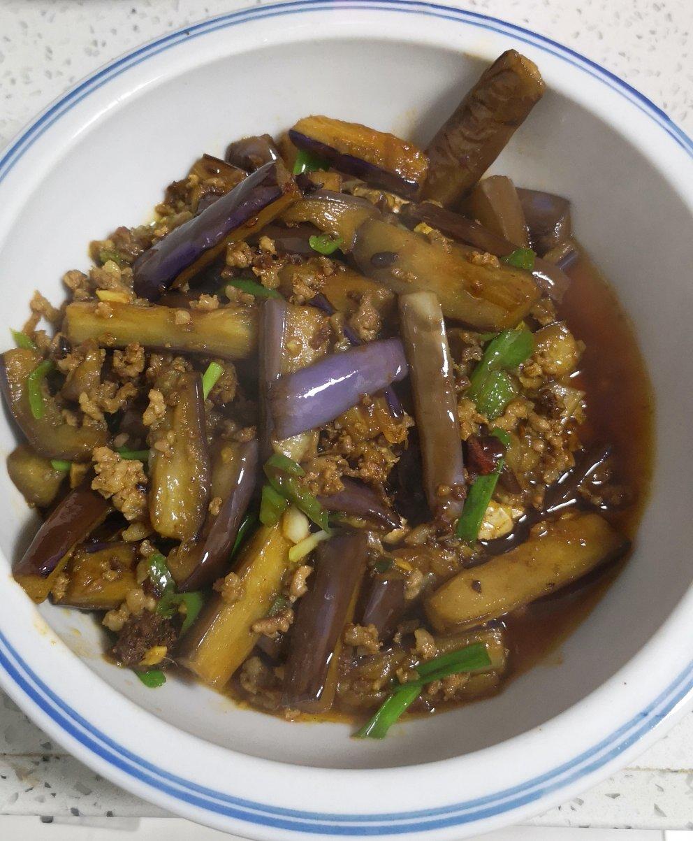 开胃下饭菜！巨简单的家常鱼香茄子煲