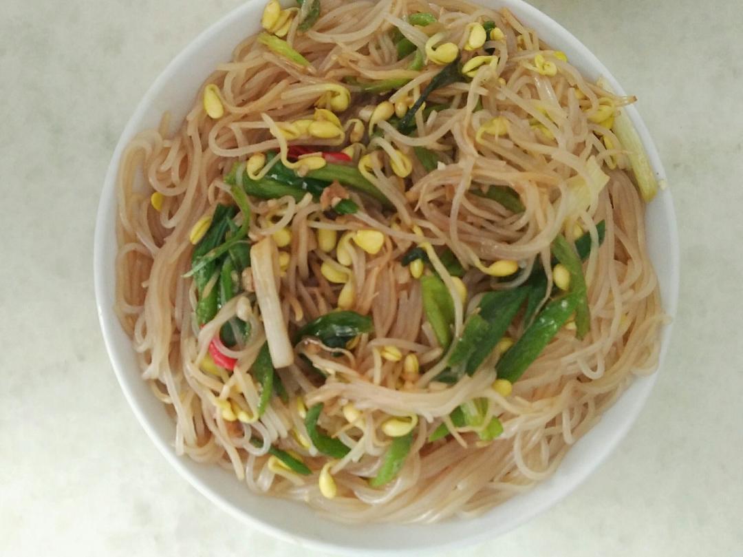 豆芽炒粉丝