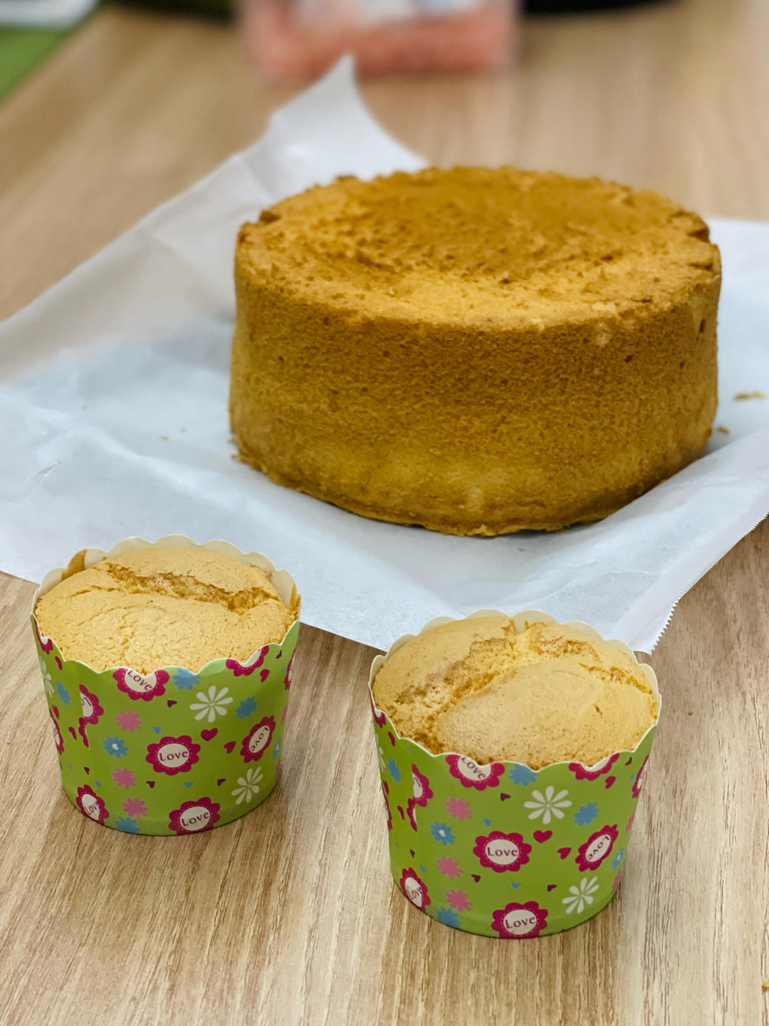 六寸可可戚风蛋糕