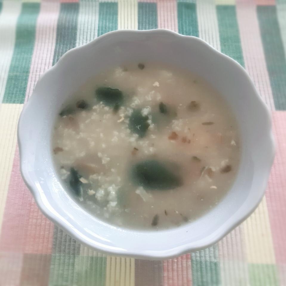 堂妈小厨——超好喝的皮蛋瘦肉粥