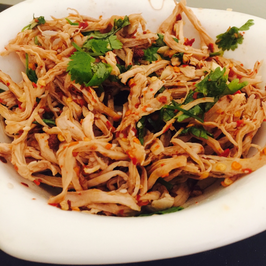 小歪歪歪呀做的减脂健身凉拌手撕鸡丝香辣麻油版