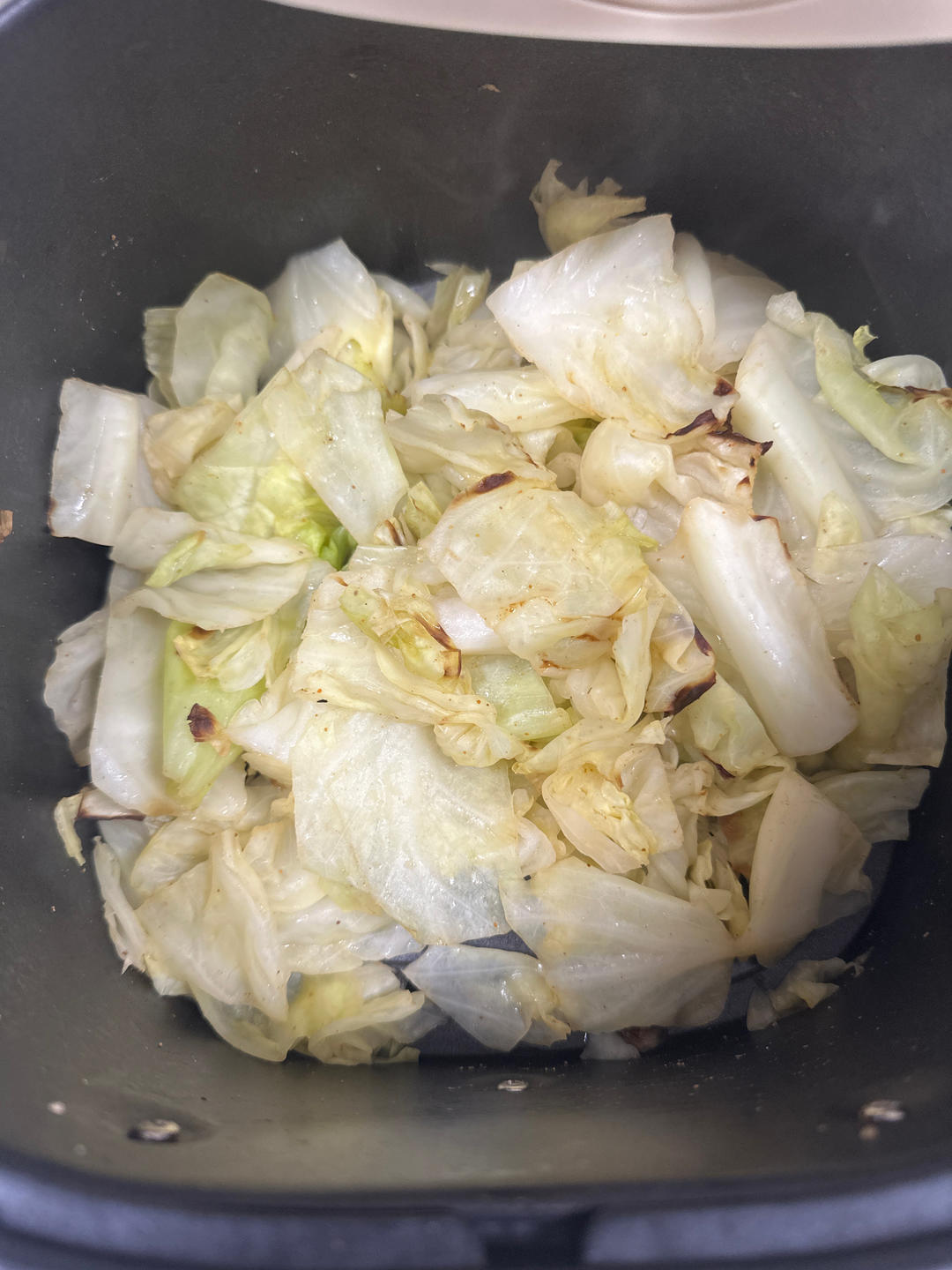 巨好吃😋空气炸锅包菜 ，烧烤摊味道~