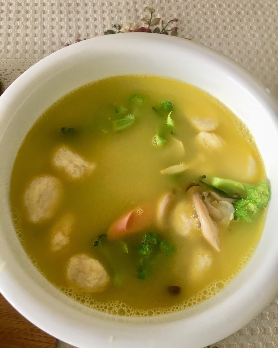 蔬菜鱼丸汤