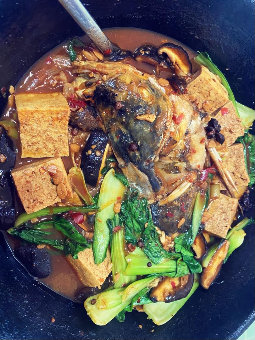 铁锅炖鱼