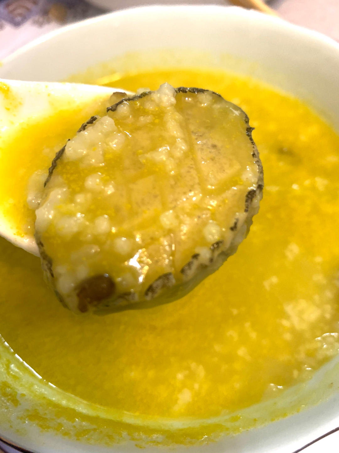 【金汤鲍鱼粥】