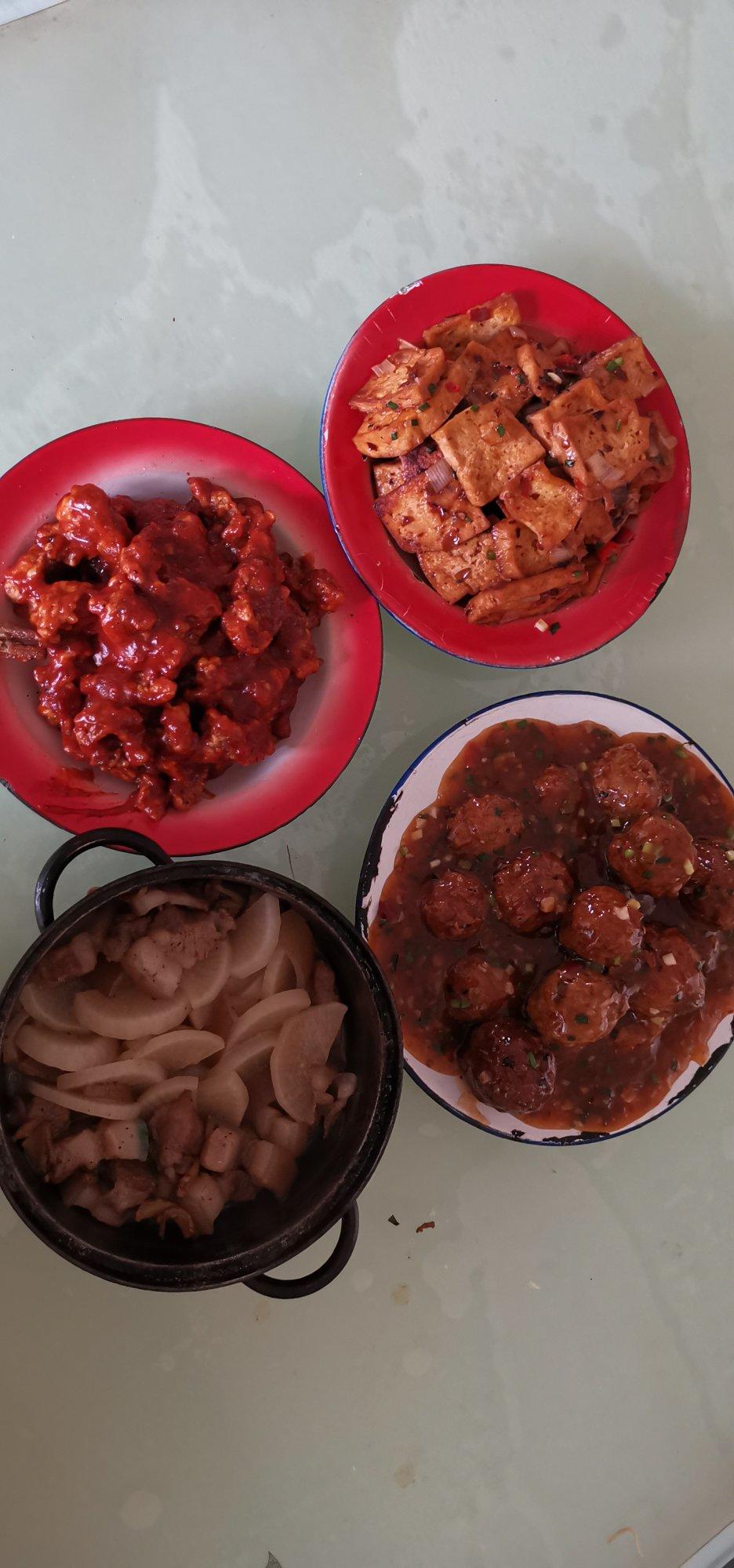 压锅萝卜五花肉