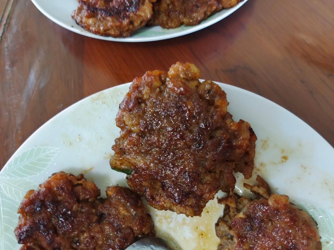 生酮多汁汉堡肉饼