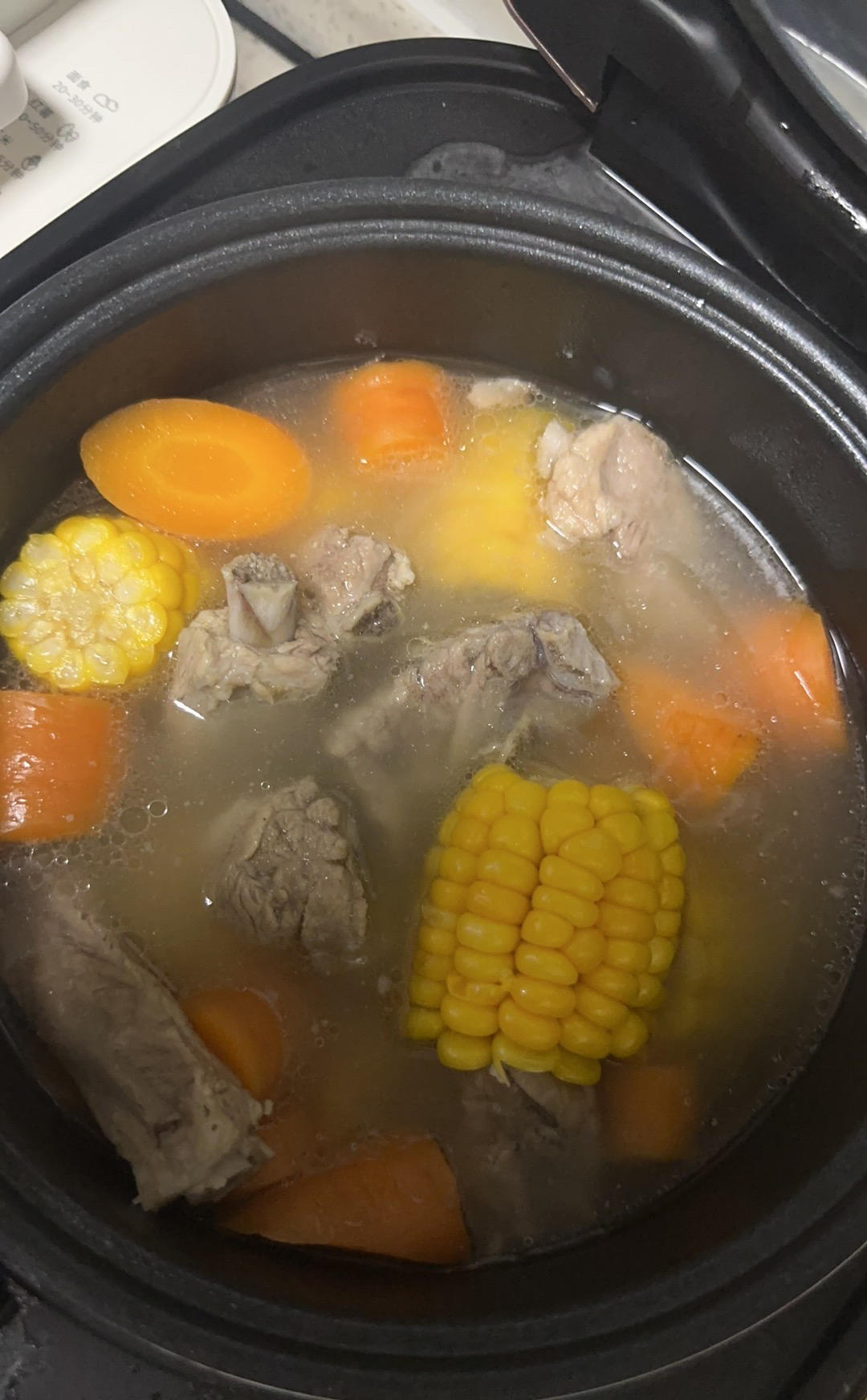 玉米排骨汤