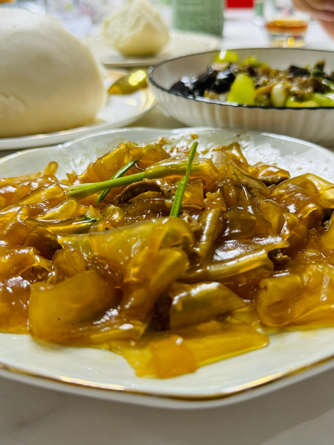 肉丝拉皮