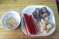 韭菜海鲜杂粮碗的做法 步骤1
