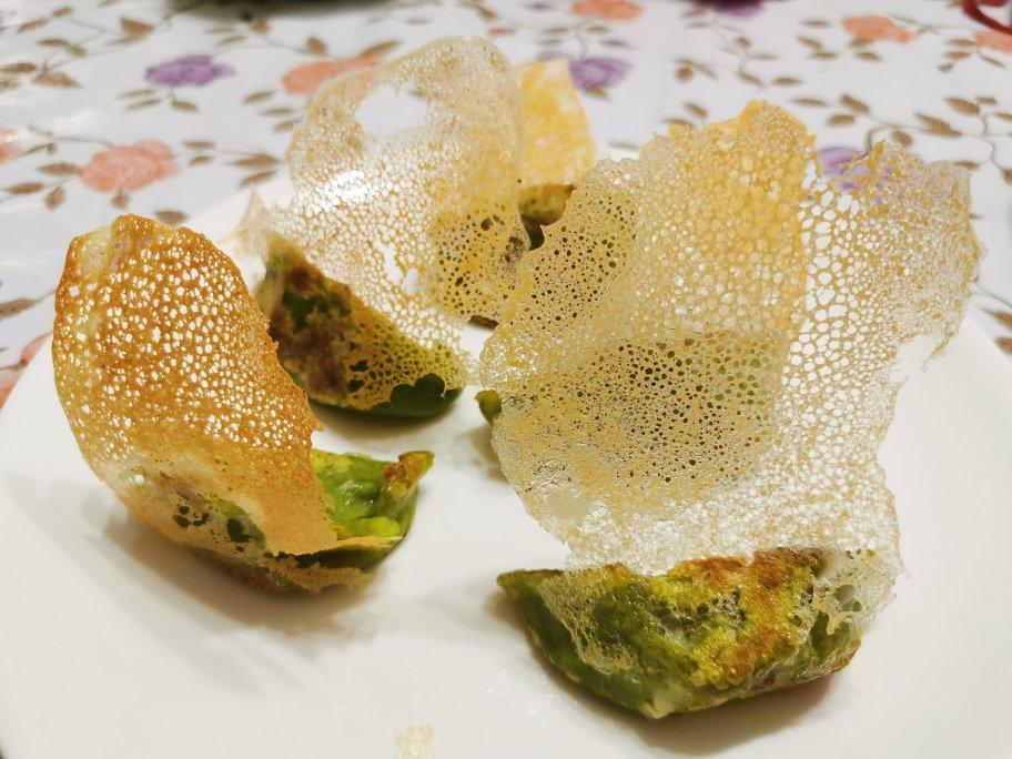 冰花蕾丝煎饺