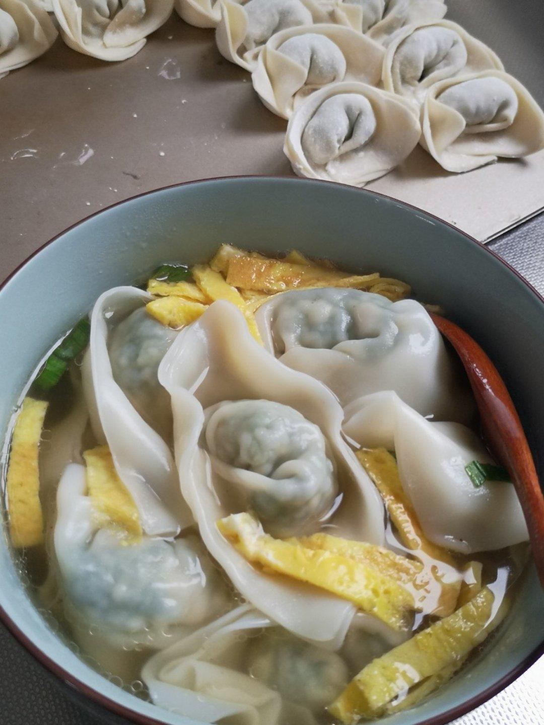 上海荠菜大馄饨