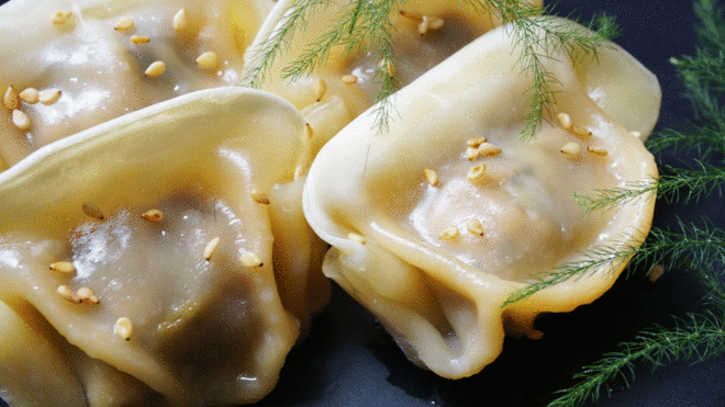 美味电饭煲煎饺的做法