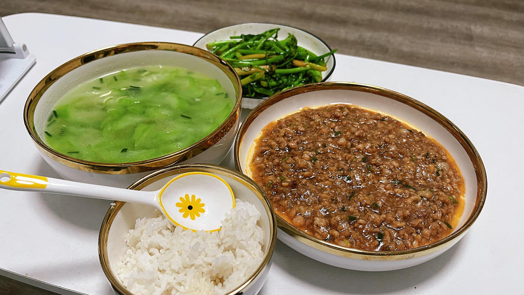 比布丁还要嫩，老少皆宜的肉沫蒸蛋