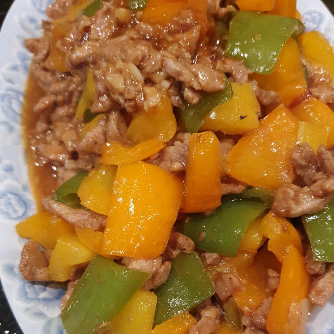 ‼️好吃到舔盘的青椒肉丝盖浇饭
