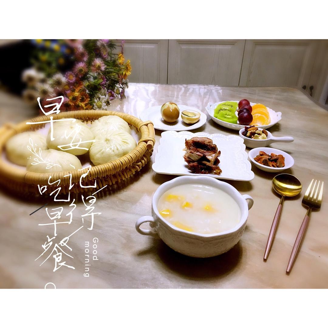 颖晓麻麻微信li13561673288做的早餐2017年10月16日