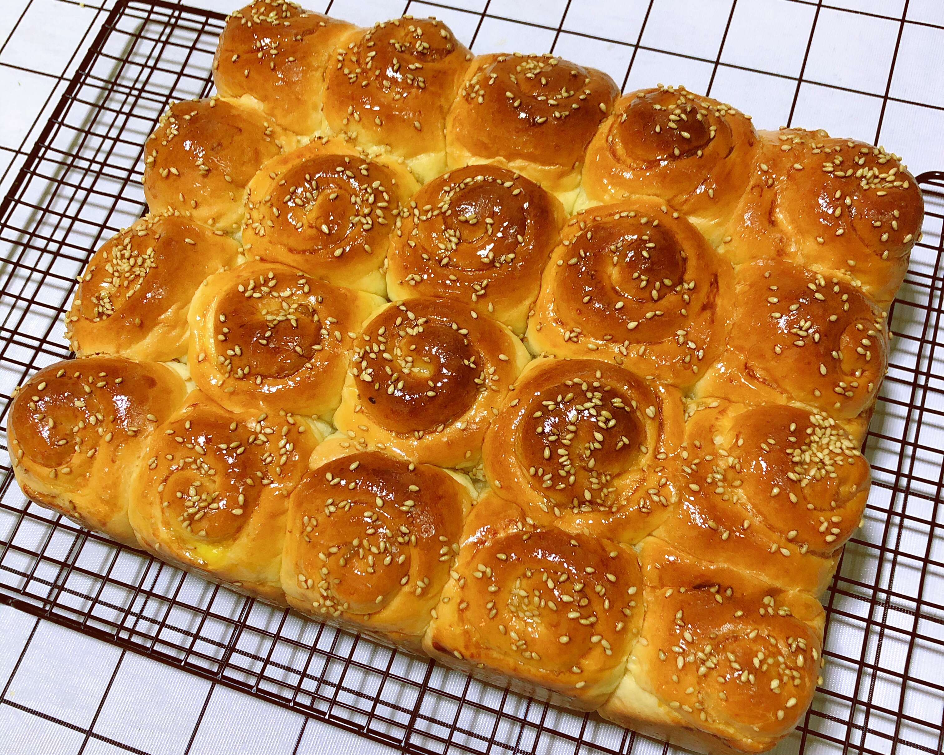 蜂蜜脆底小面包（一次发酵）的做法