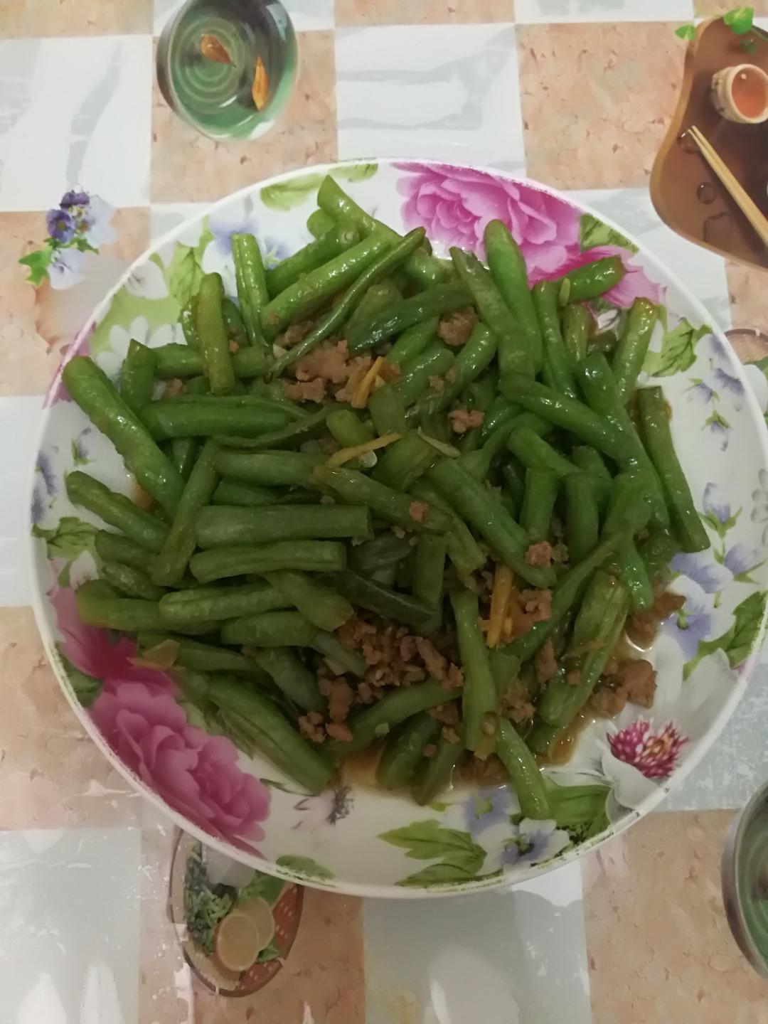 缸豆炒肉末