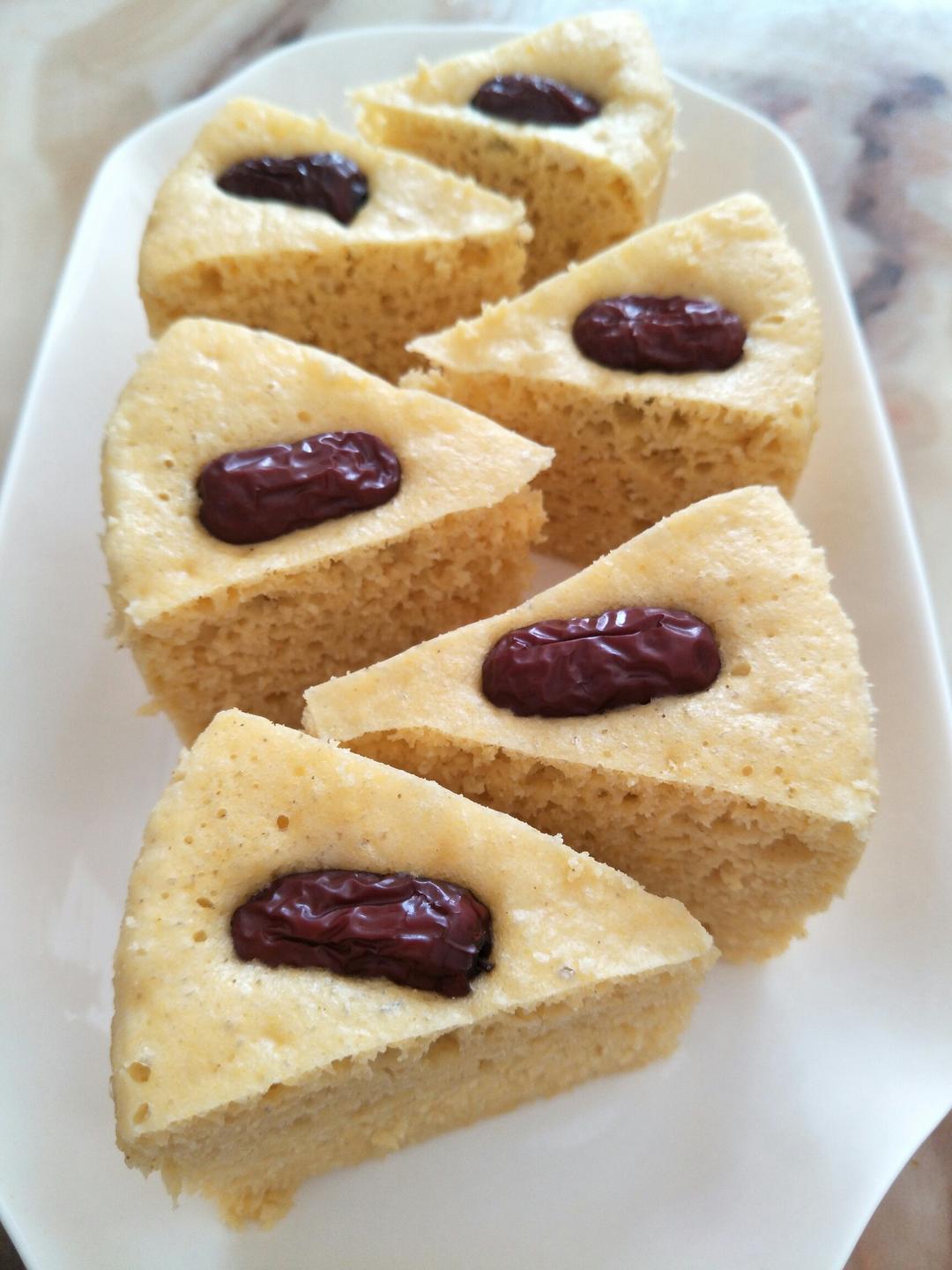 可儿纯手工美食甜品做的红枣玉米发糕