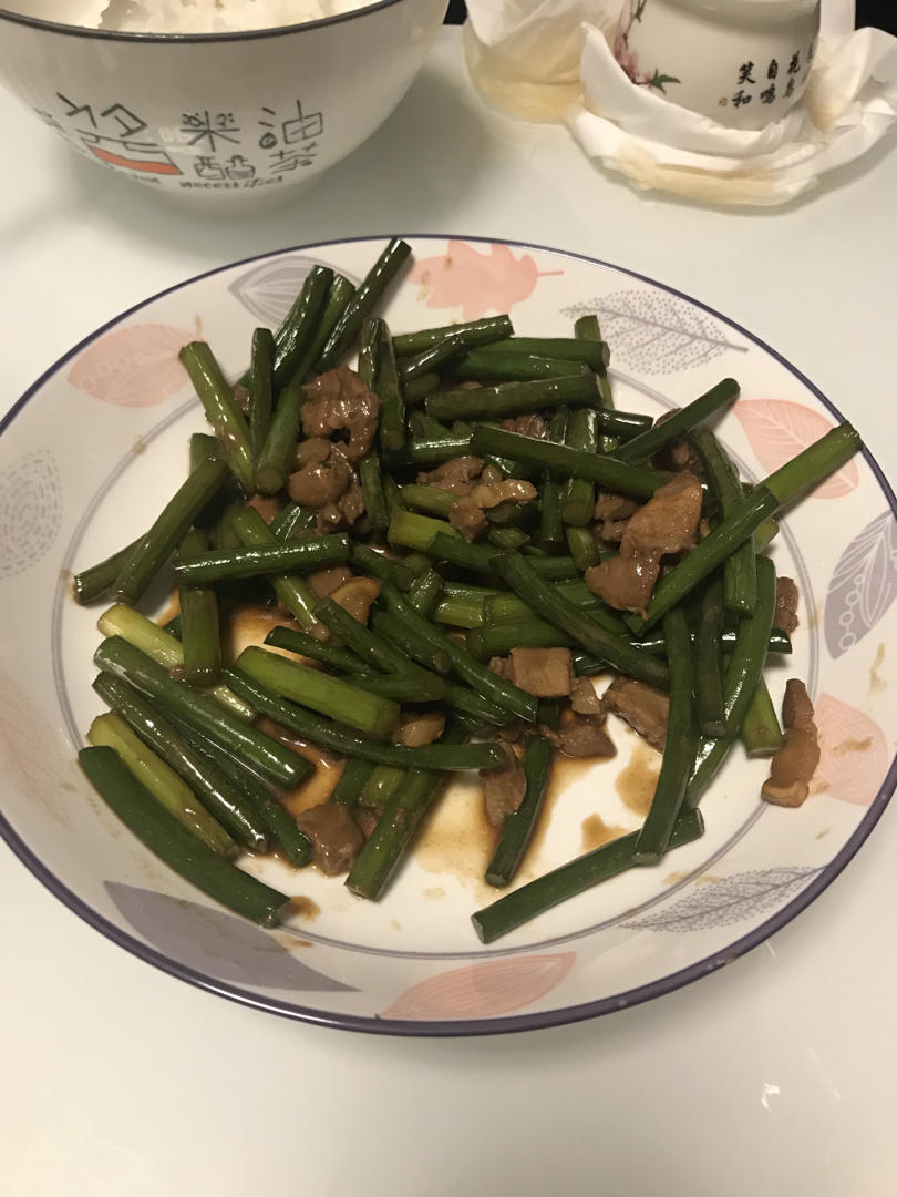 妈妈牌蒜薹炒肉