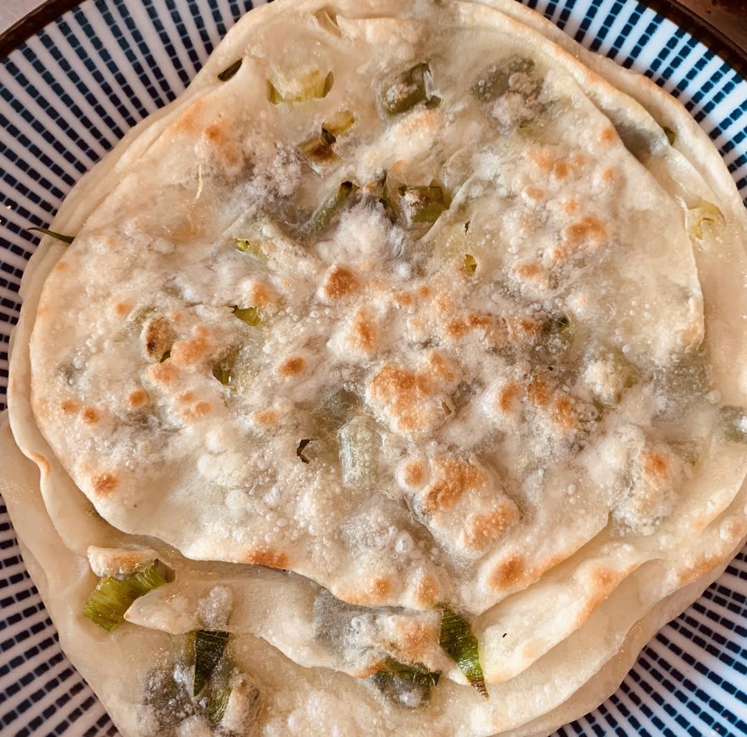 葱油饼（饺子皮 懒人快手版）