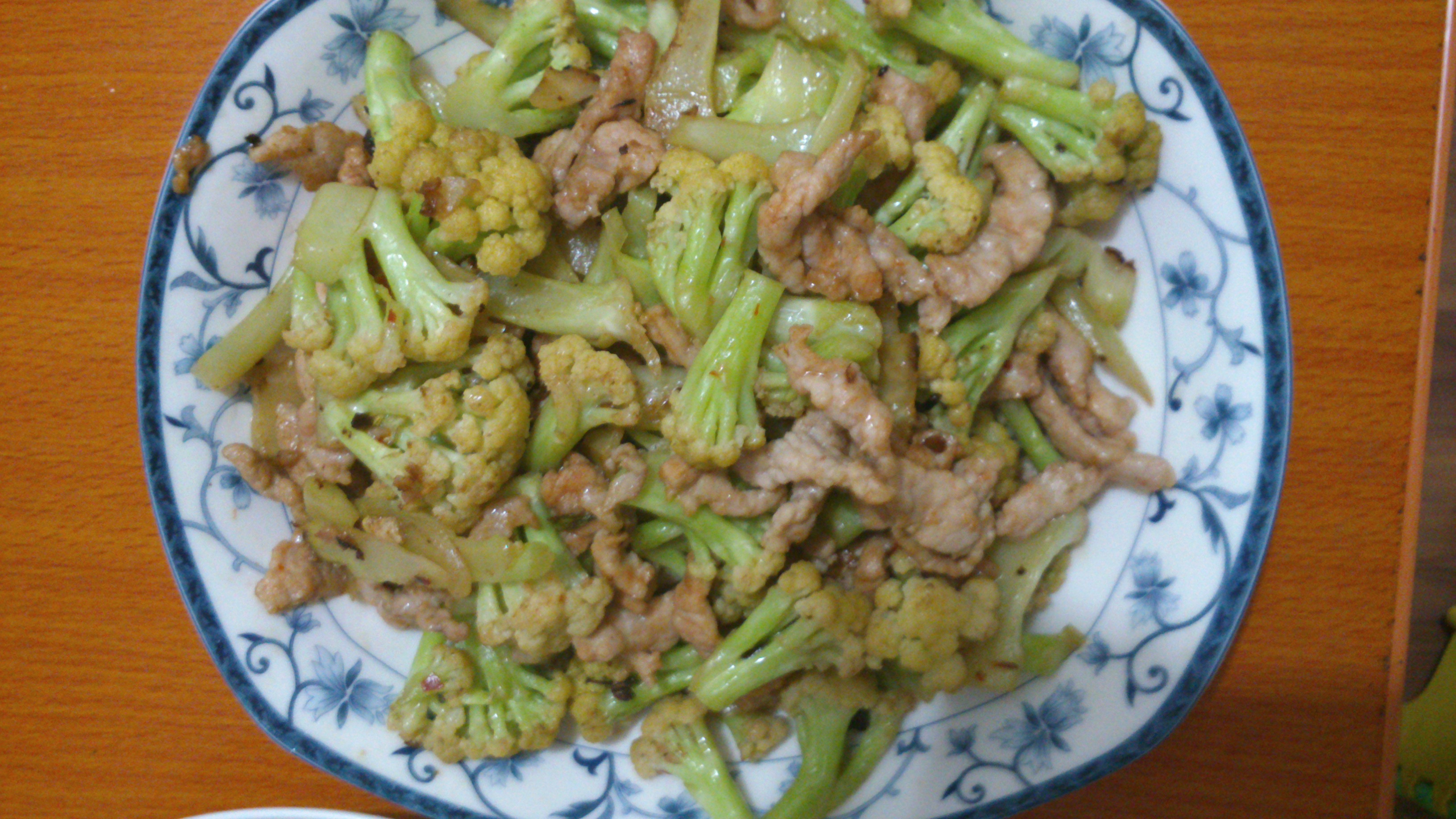 花菜炒肉片