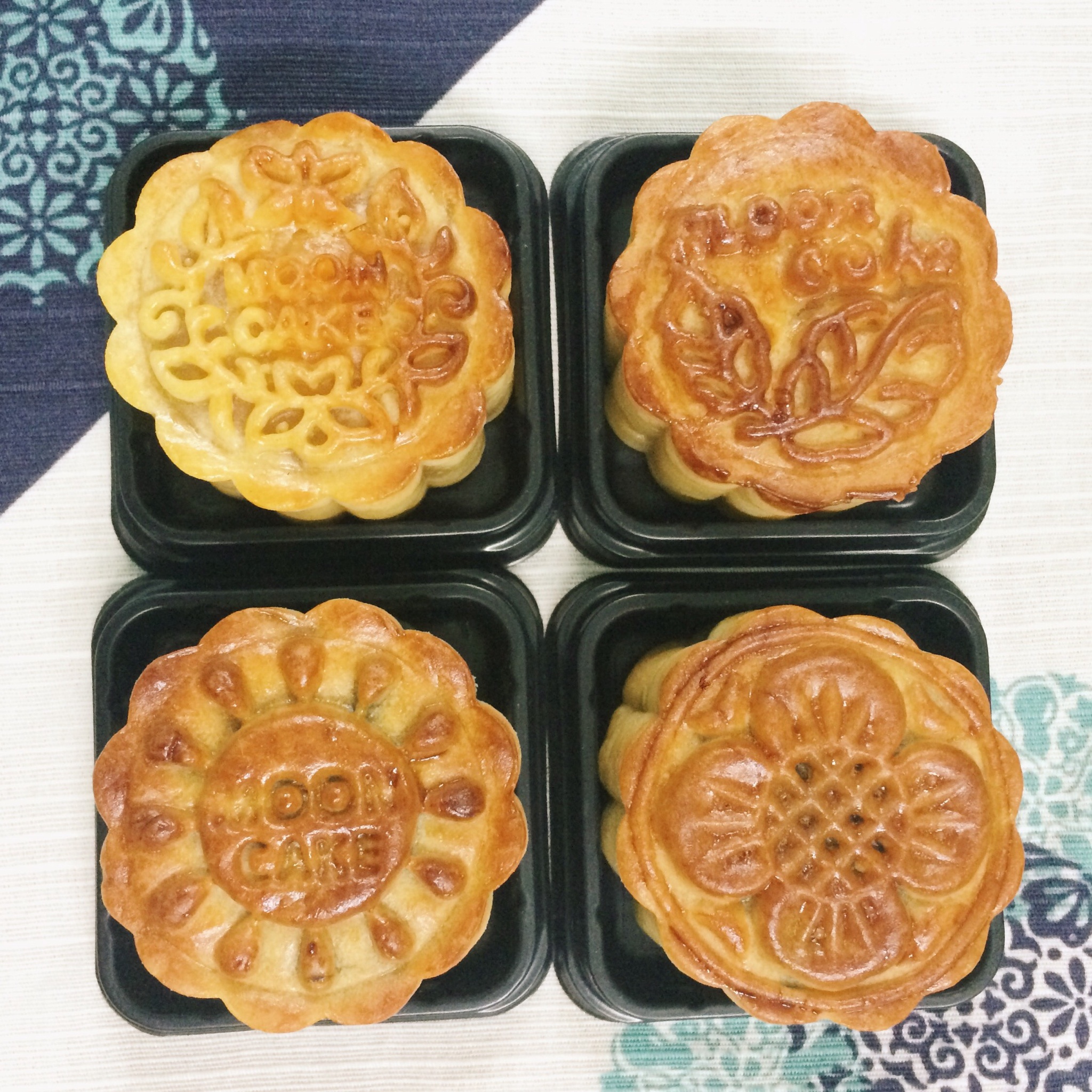 【曼食慢语】蛋黄莲蓉月饼