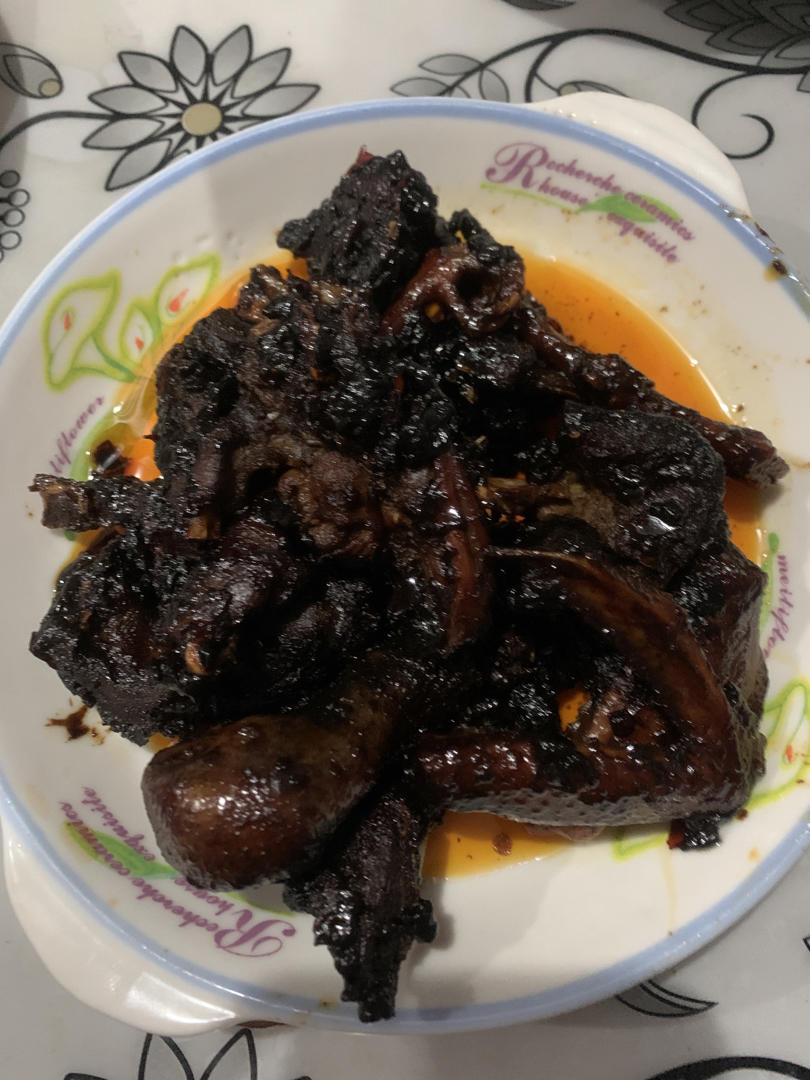 美味的红烧鸽子