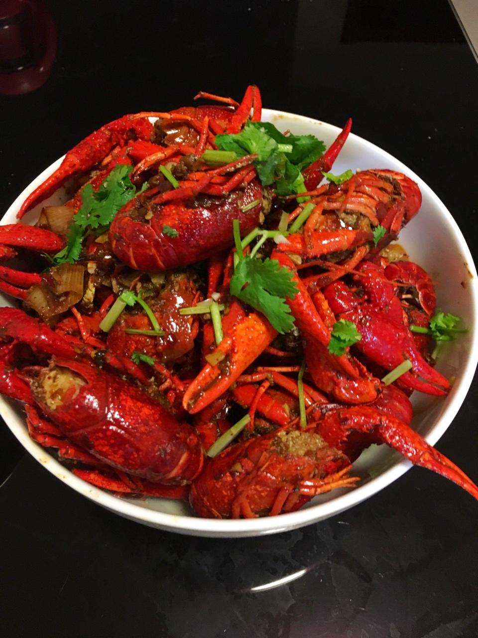 【周末在厨房 | 炒小龙虾图片】鱼姆斯_下厨房