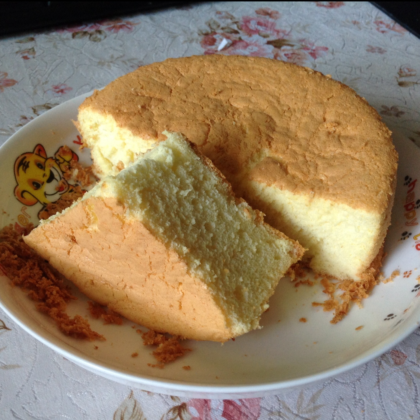 超简单完美戚风蛋糕（6寸2蛋）附打发、翻拌、脱模视频