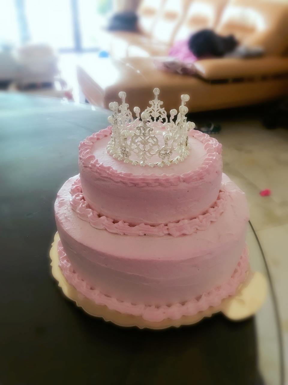 pennypenny做的公主皇冠蛋糕