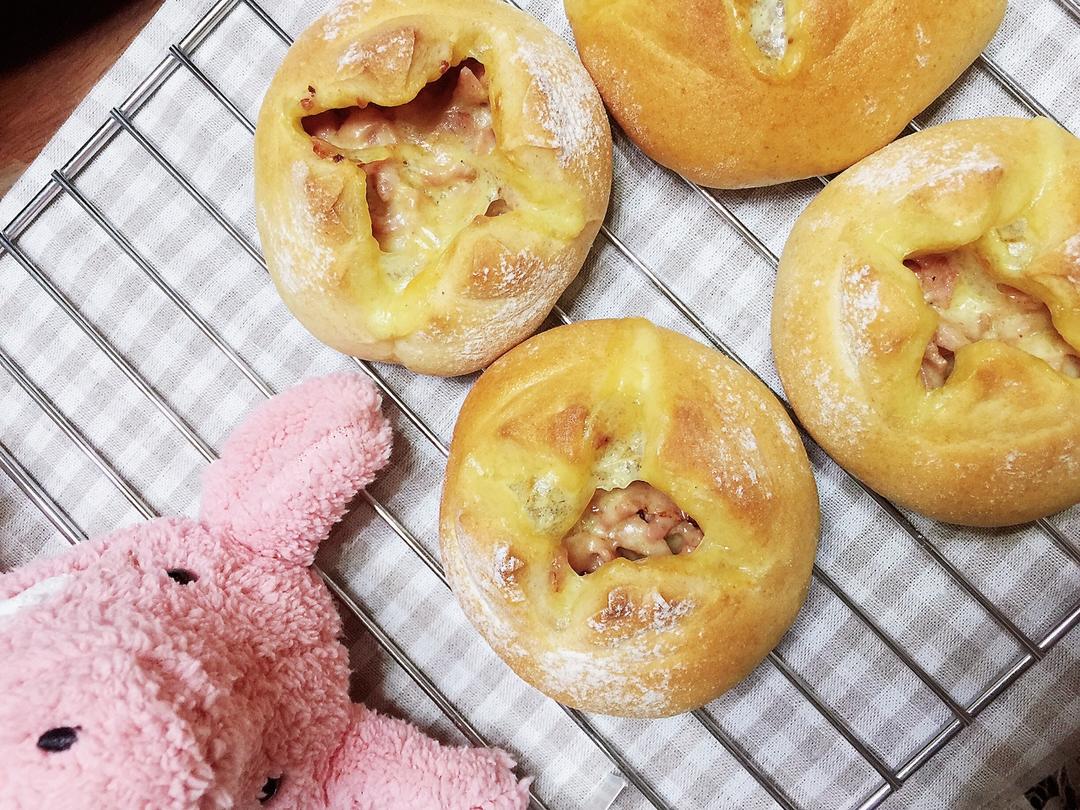 全麦芝士熔岩面包