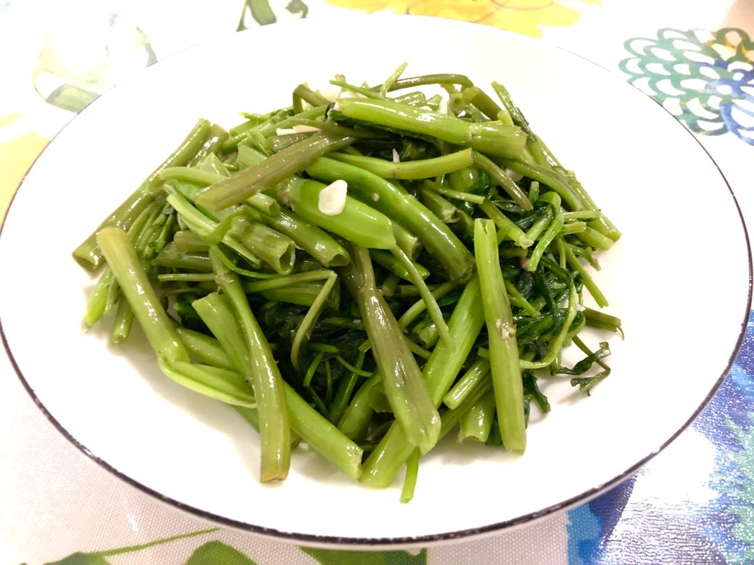 椒丝腐乳炒通菜
