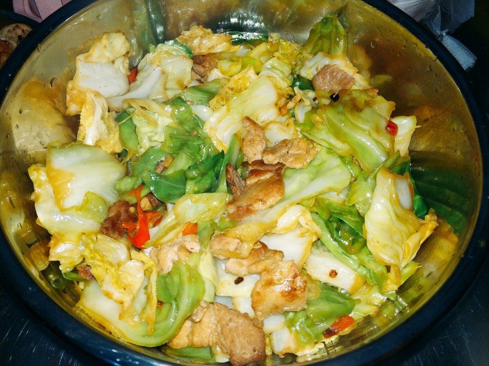 阿婆手撕包菜