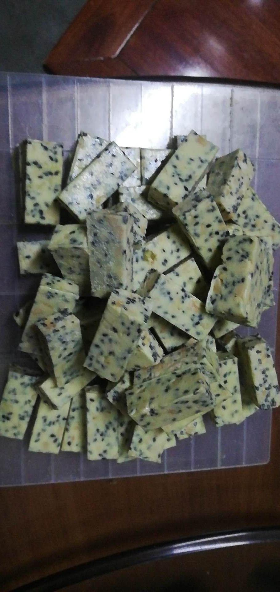 花生芝麻牛轧糖的做法