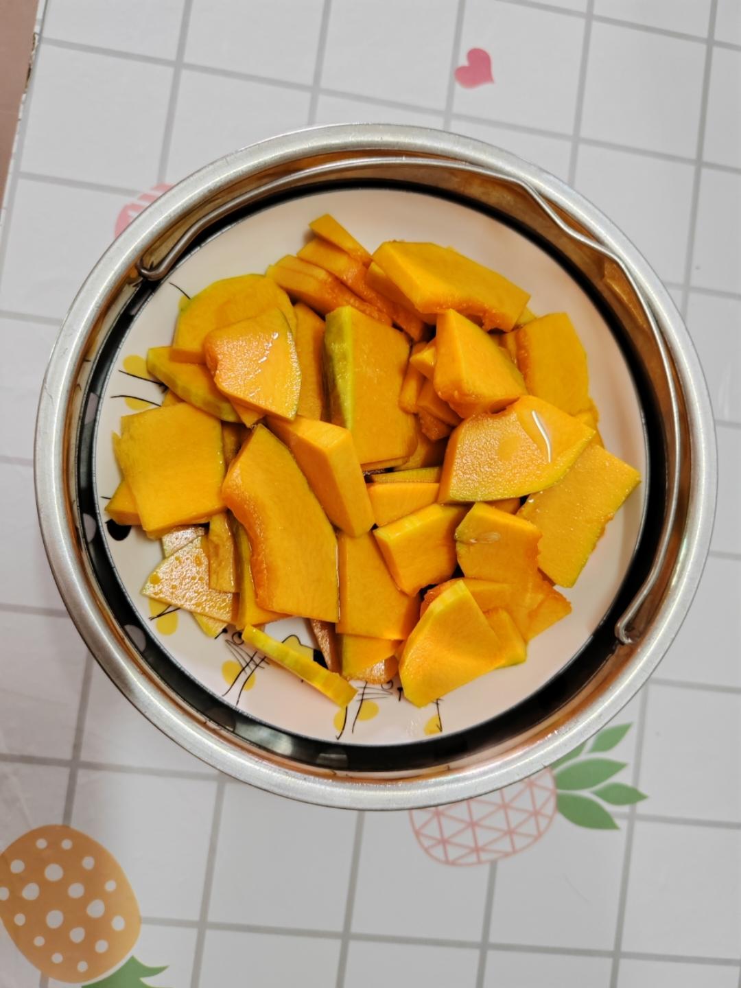 平底锅就能做，香甜软糯的南瓜饼，一次成功