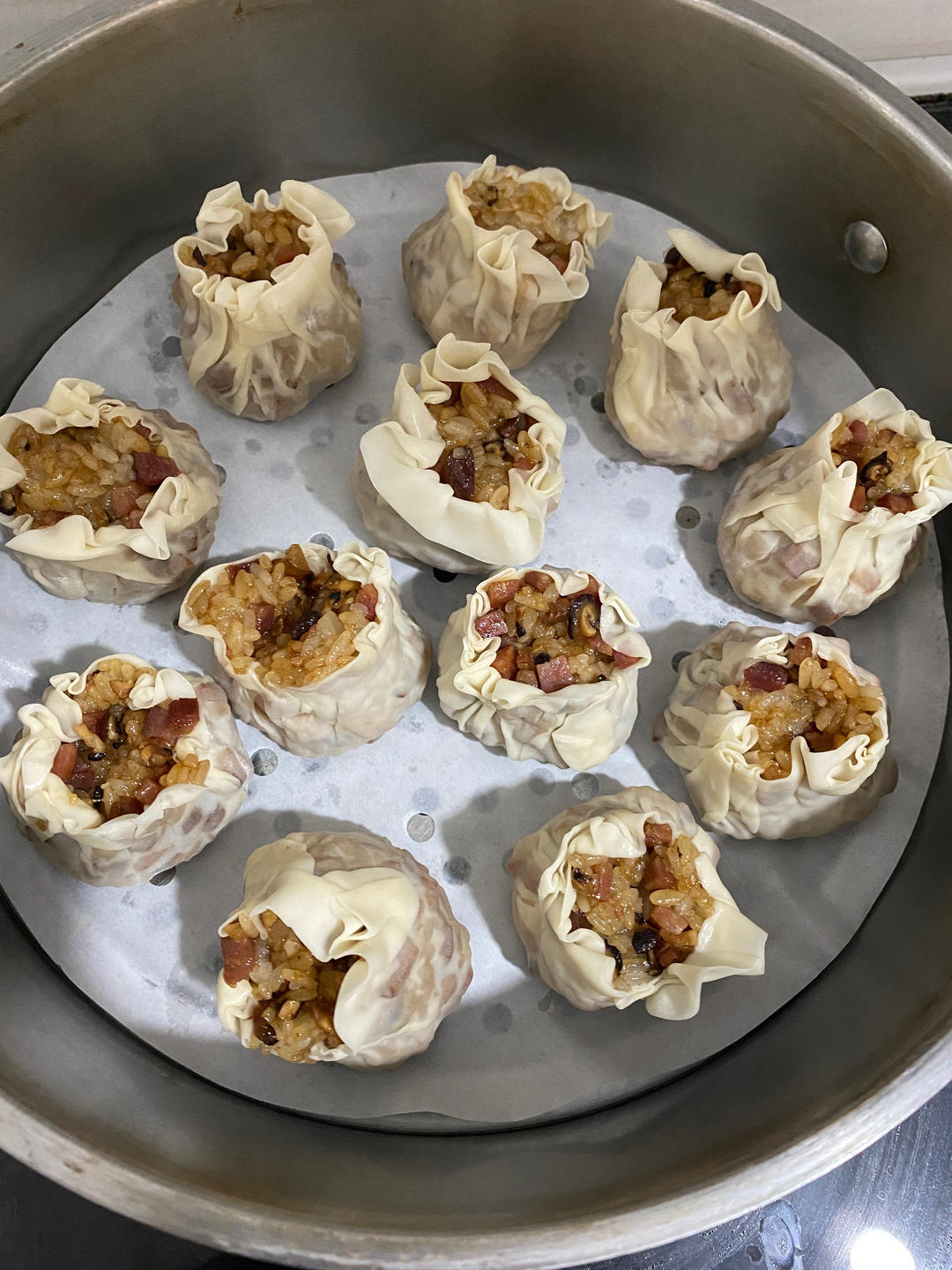 咸蛋黄糯米烧卖