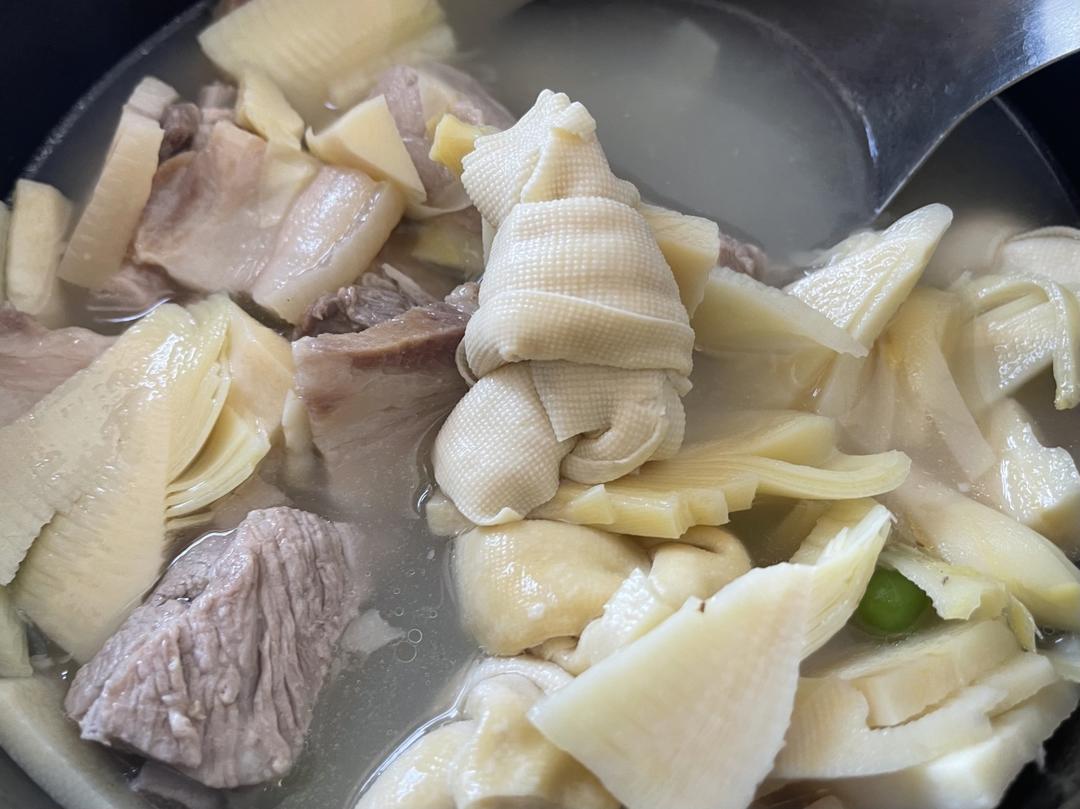 电饭锅版春天第一汤～腌笃鲜