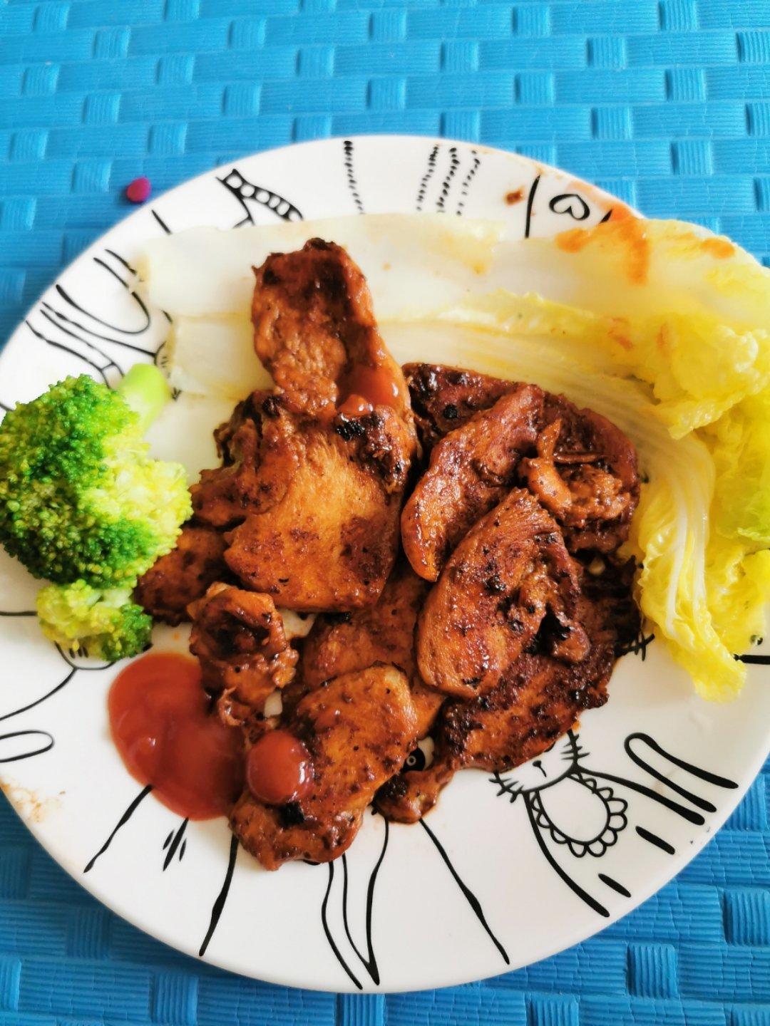 香煎黑椒鸡胸肉（堪比牛排）