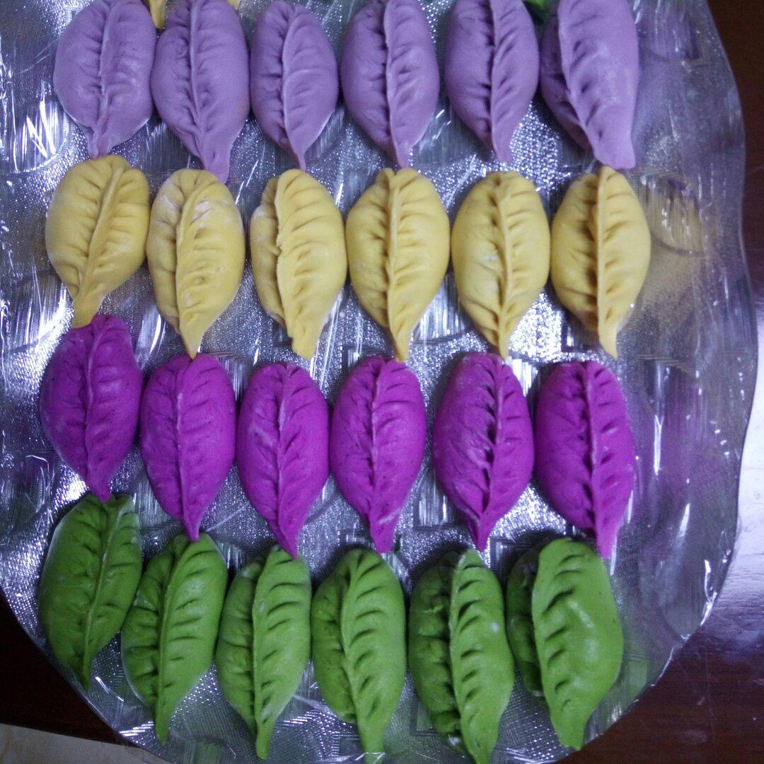 香水百合_海霞做的彩色柳叶饺子