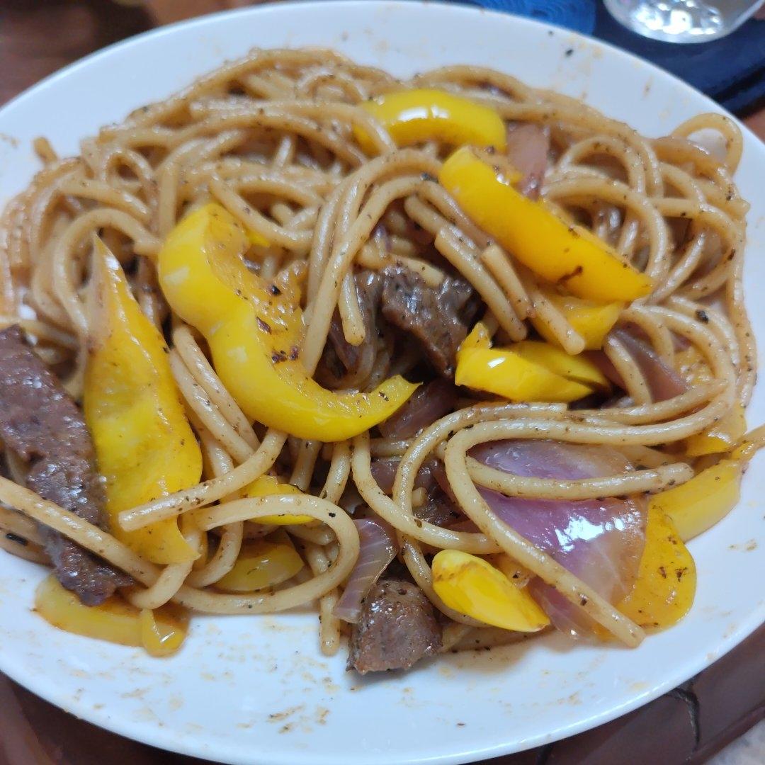 味道不输西餐厅的黑椒牛柳意面