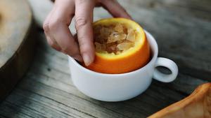 化痰止咳——冰糖蒸齐橙的做法 步骤8