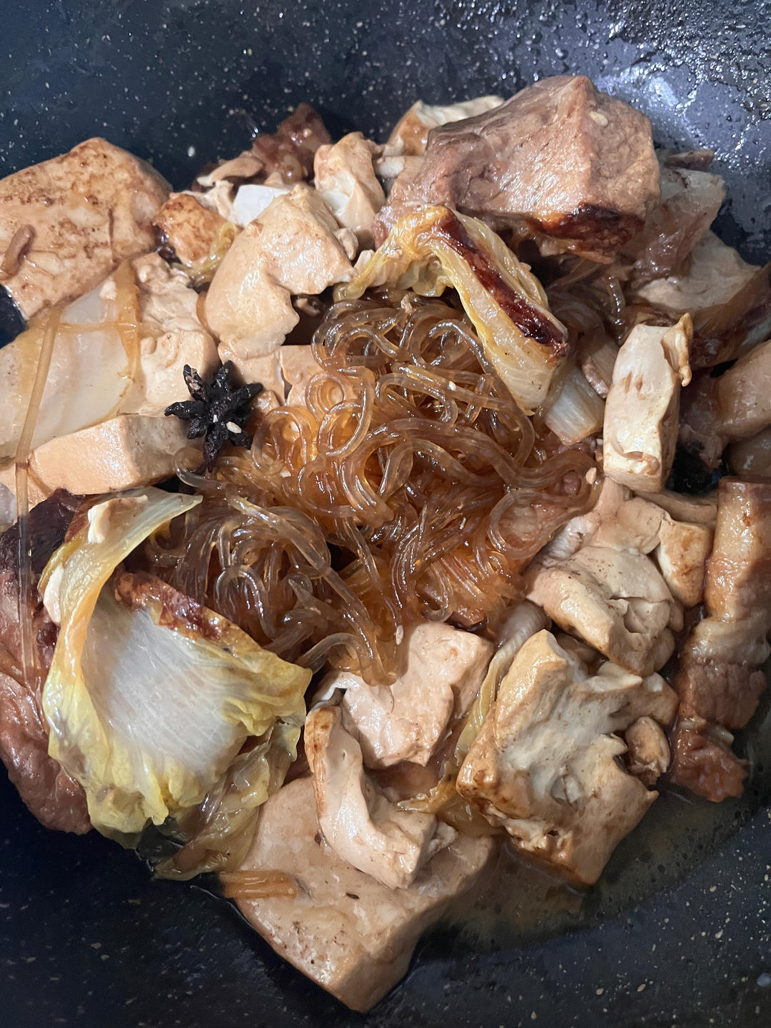 猪肉炖白菜粉条冻豆腐